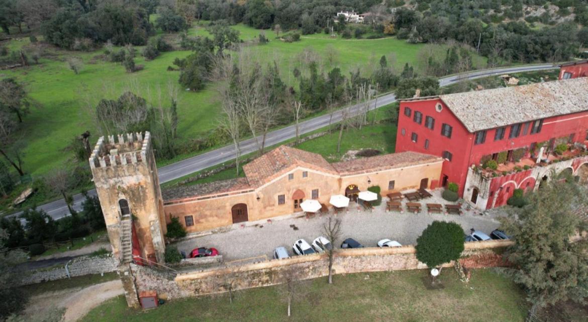 Alloggio La Torre Fossanova Priverno Extérieur photo